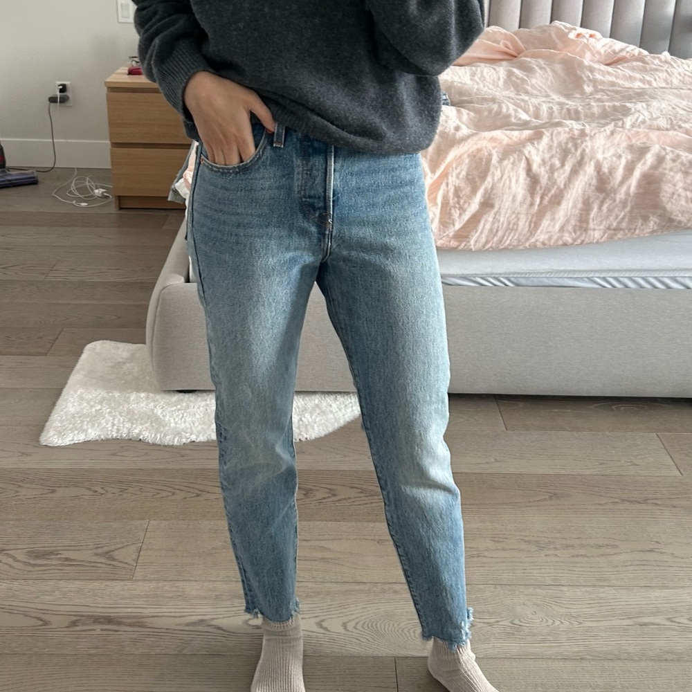 Levi’s wedgie jeans